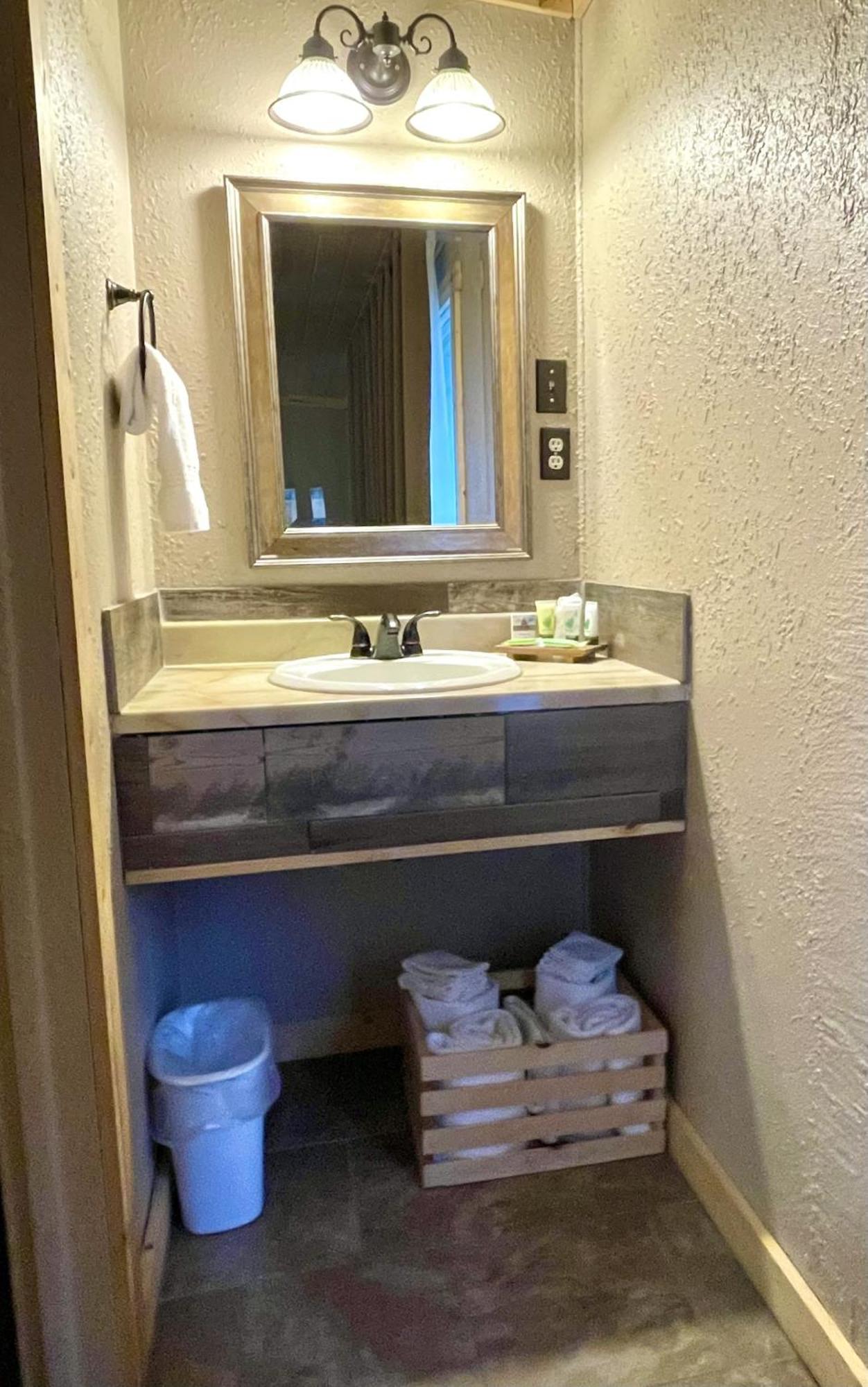 The Idaho Lodge & Rv Park بونيرس فيري المظهر الخارجي الصورة